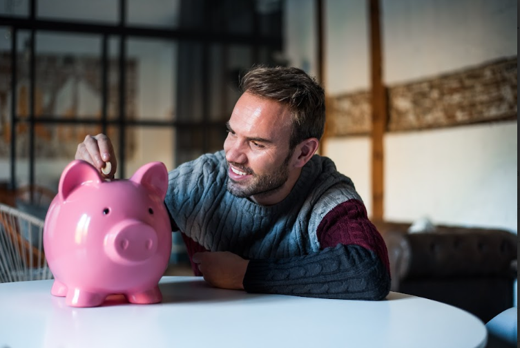 image-1 Se eu guardar R$300 por mês, quanto vou ter em 10 anos?